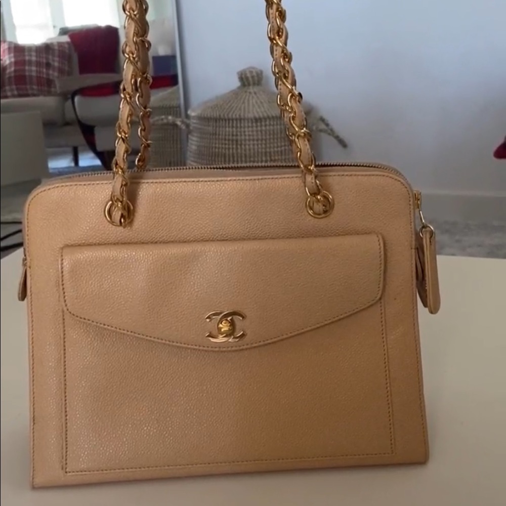 Chanel 1997 Vintage Caviar CC handbag 💜